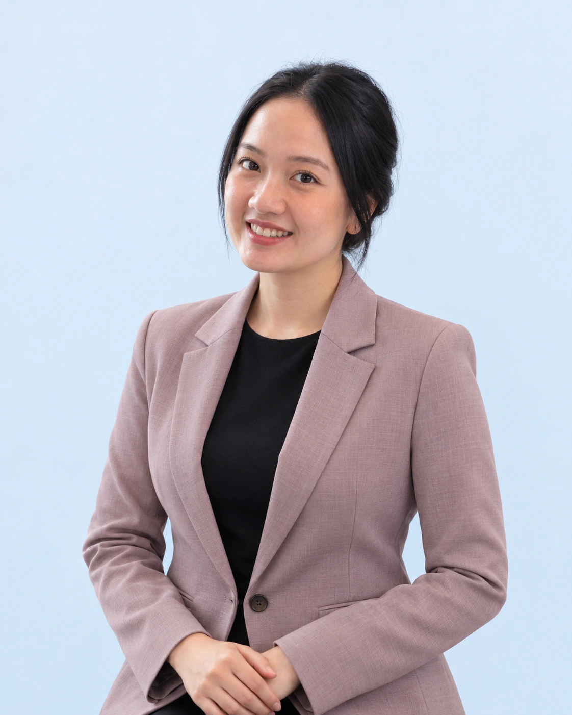 Portrait of Thu Pham